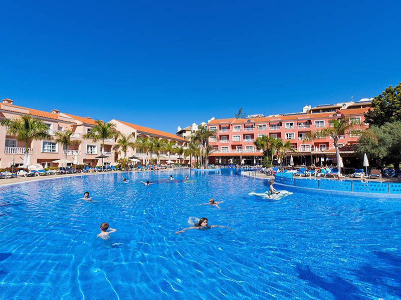 Aparthotel El Duque